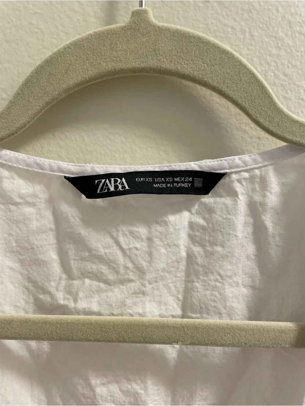 Zara White V-Neck Tie-Front Ruffle Sleeve Top